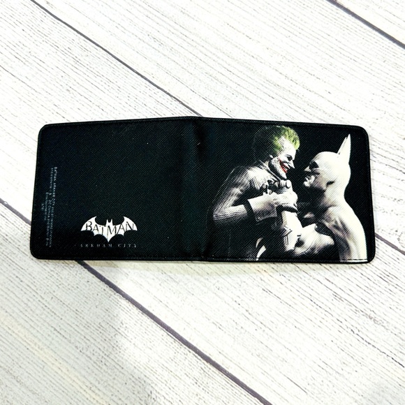 Buckle-Down Other - Batman Arkham City Bi-fold Wallet